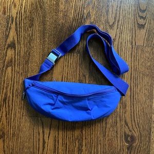 Athleta Crossbody Belt Bag